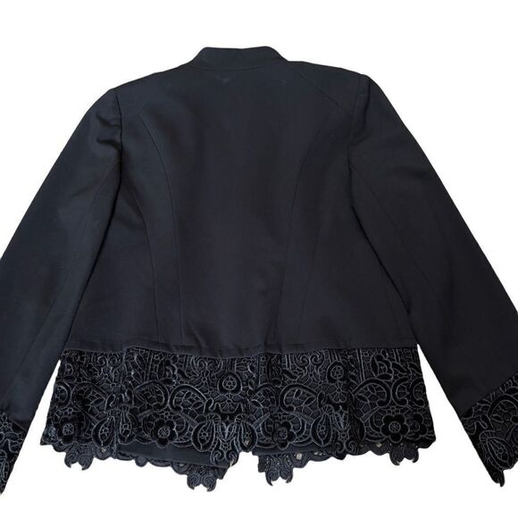 CHICO’S Lace Hem Ponte Jacket Size 0 (4) - Picture 5 of 16